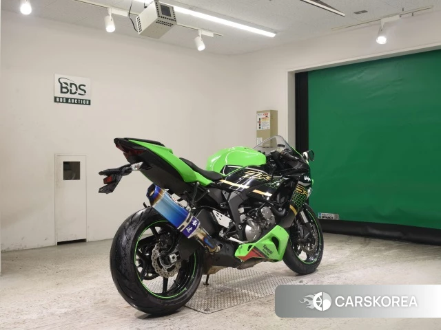 Проданный Kawasaki ZX-6R NINJA ABS 2020 из Японии, фото 2