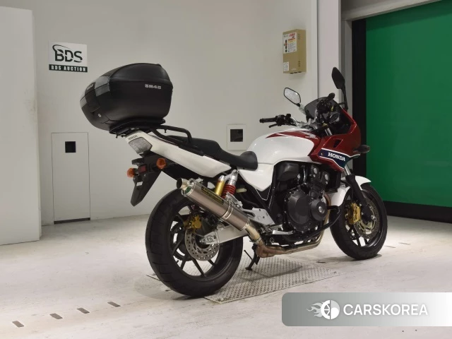 Проданный Honda CB400SF BOLDOR 2015 из Японии, фото 2