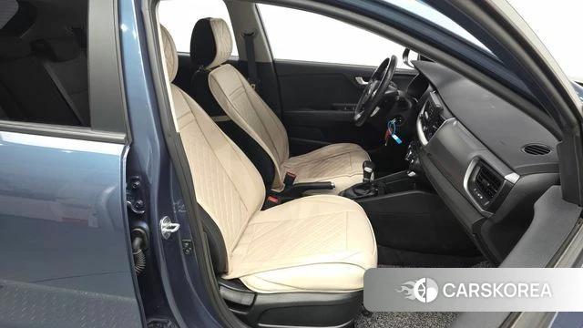 Kia Stonic id 4647752 из Кореи 18