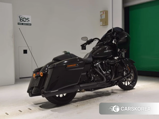 Проданный Harley-Davidson Road Glide FLTRXS1870 2019 из Японии, фото 2