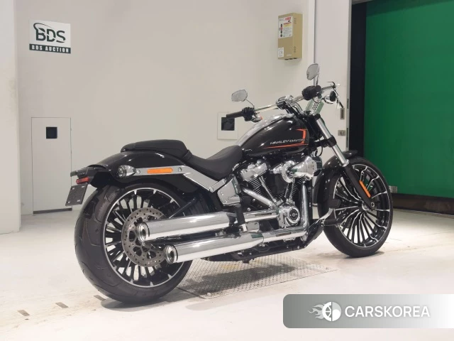 Проданный Harley-Davidson Softail Breakout FXBR 1920 2024 из Японии, фото 2