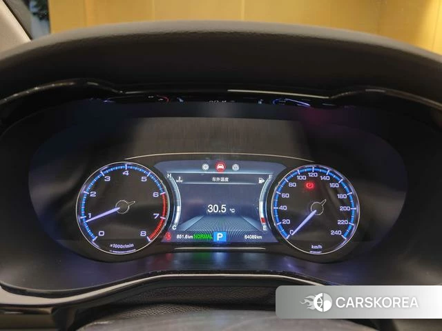 GAC Trumpchi Trumpchi M8 id 4221300 из Китая 18