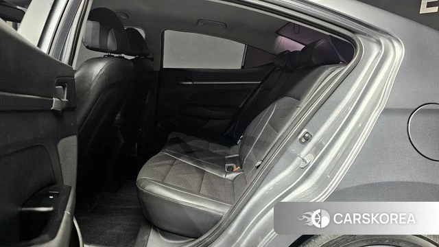 Hyundai Avante AD id 4605390 из Кореи 18