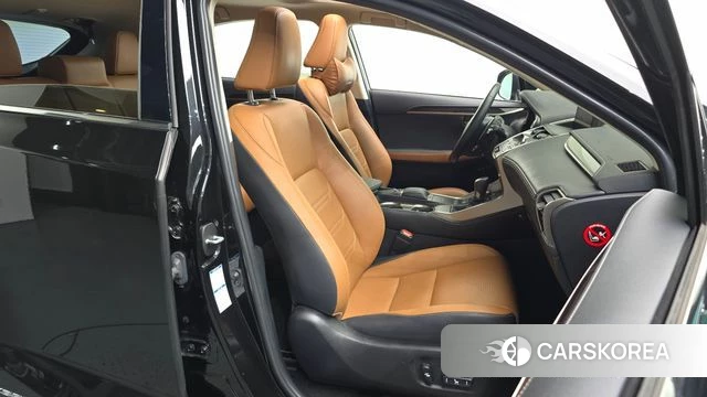 Lexus NX300h id 4624987 из Кореи 18