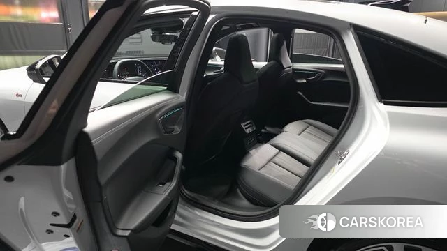Audi A5 (B10) id 4349075 из Кореи 18