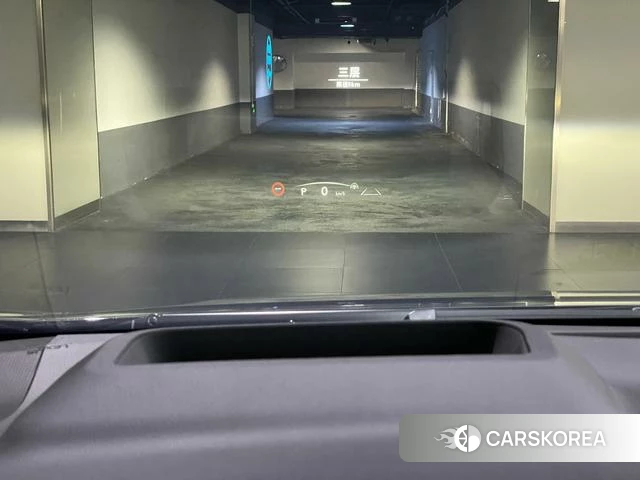 Lexus LM id 4353481 из Китая 18