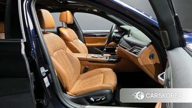 BMW 7 Series (G11) id 4339754 из Кореи 18