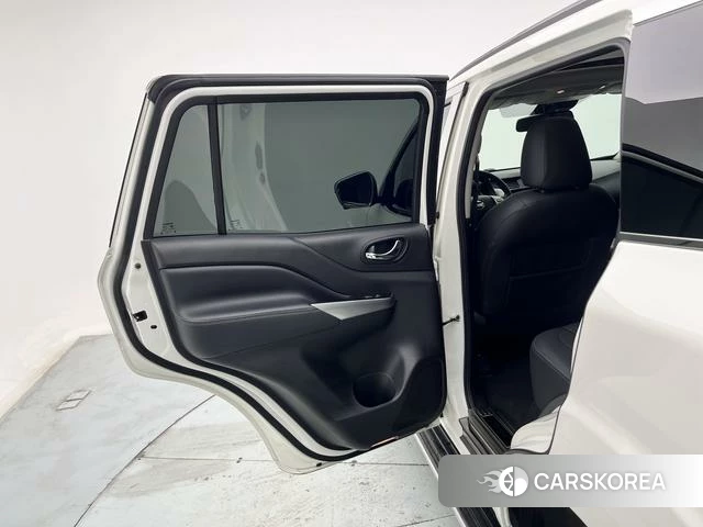 Nissan Tuda id 4253353 из Китая 18