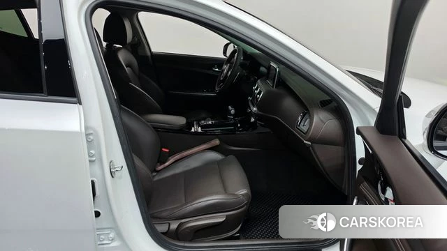 Kia Stinger id 4924239 из Кореи 18