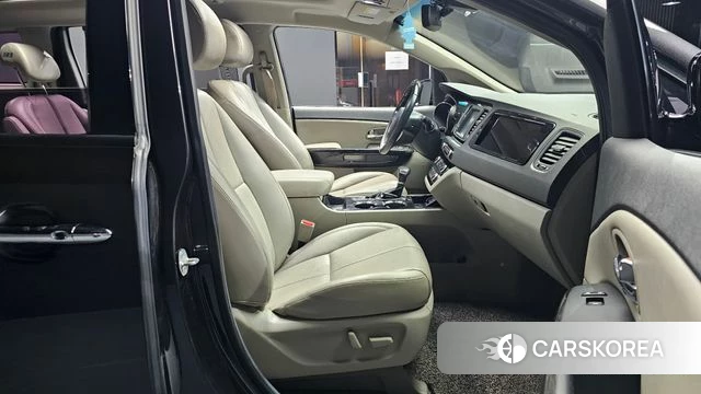 Kia The New Carnival id 4225675 из Кореи 18