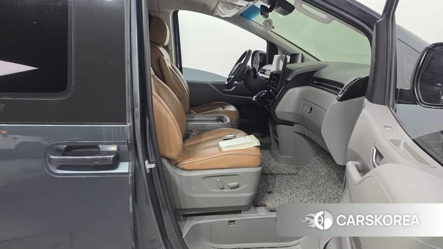Hyundai Staria id 4619459 из Кореи 18