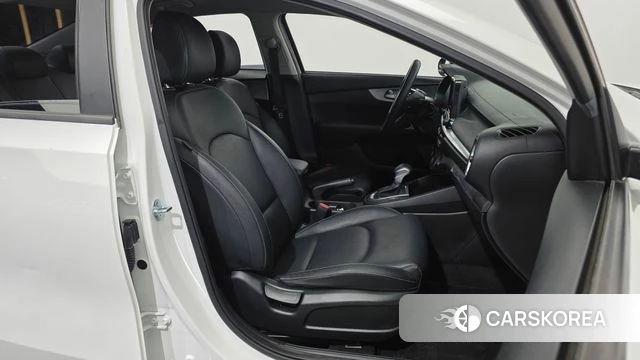 Kia The New K3 2nd generation id 4592026 из Кореи 18