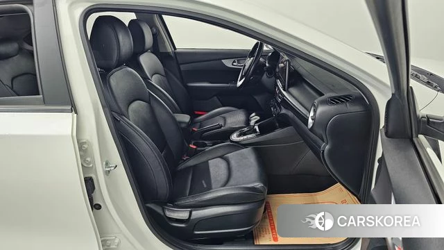 Kia The New K3 2nd generation id 4593181 из Кореи 18