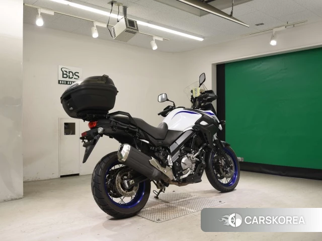 Проданный Suzuki V-STROM 650 XT 2019 из Японии, фото 2