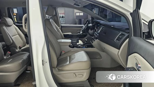Kia The New Carnival id 4424689 из Кореи 18