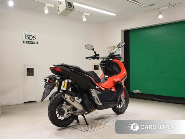 Проданный Honda ADV150 2019 из Японии, фото 2