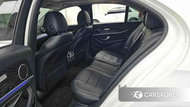 Mercedes-Benz E-Class W213 id 4781188 из Кореи 18