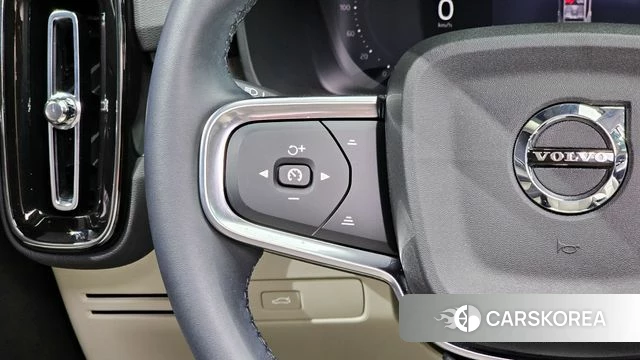 Volvo XC40 id 4308073 из Кореи 18