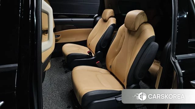 Kia Carnival 4th generation id 4322636 из Кореи 18