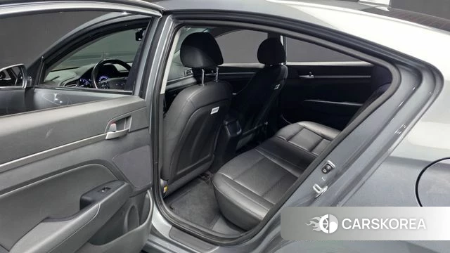 Hyundai The New Avante AD id 4587312 из Кореи 18