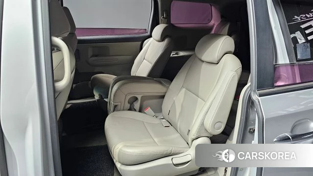 Kia The New Carnival id 4459628 из Кореи 18