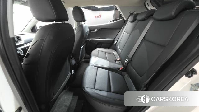 Kia Stonic id 4543550 из Кореи 18