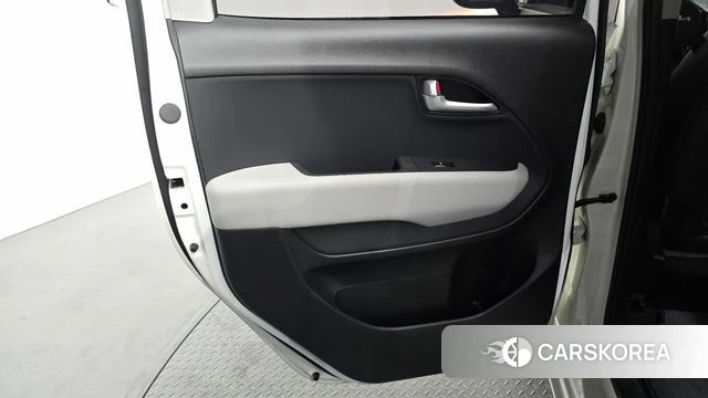 Kia The New Kia Ray EV id 4540230 из Кореи 18