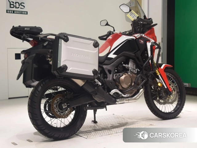 Проданный Honda CRF1000L AFRICA TWIN 2017 из Японии