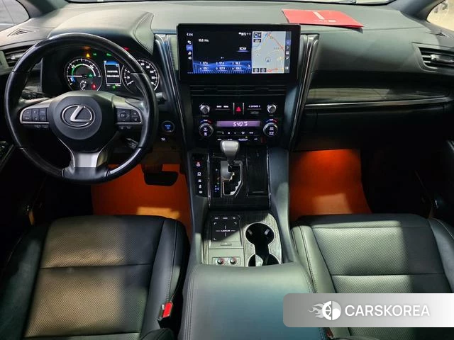 Lexus LM id 4272469 из Китая 18