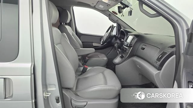 Hyundai The New Grand Starex id 4490703 из Кореи 18