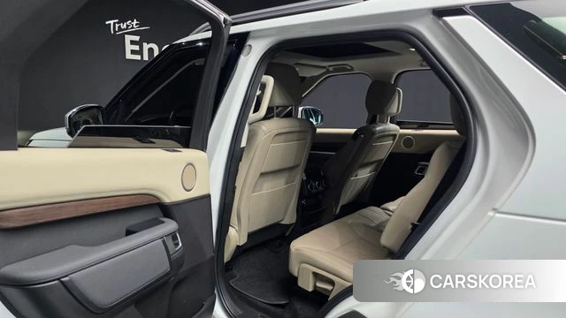 Land Rover Discovery 5 id 4647745 из Кореи 18