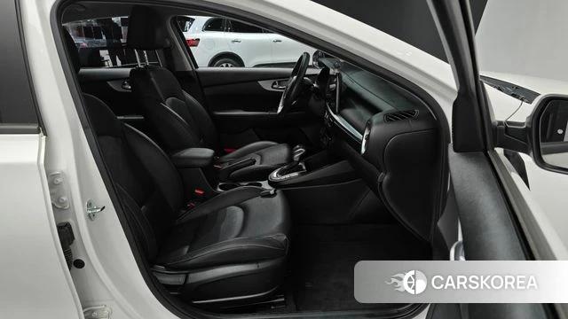 Kia The New K3 2nd generation id 4293753 из Кореи 18