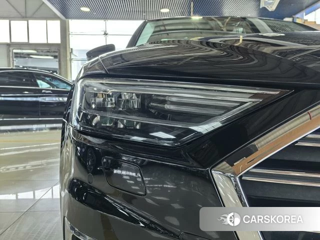 Audi A8 id 4342192 из Китая 18
