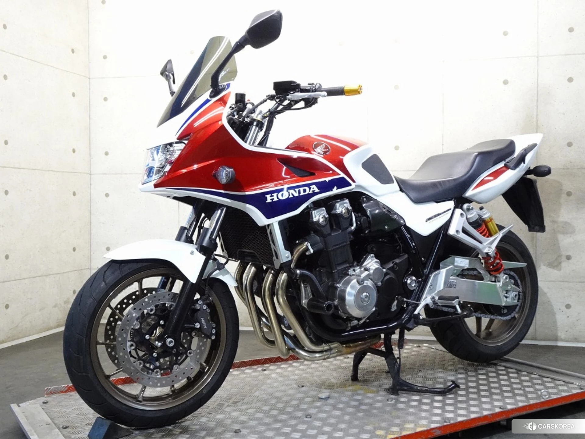 Проданный Honda CB1300SF BOLDOR ABS id 3950288 из Японии, фото 18