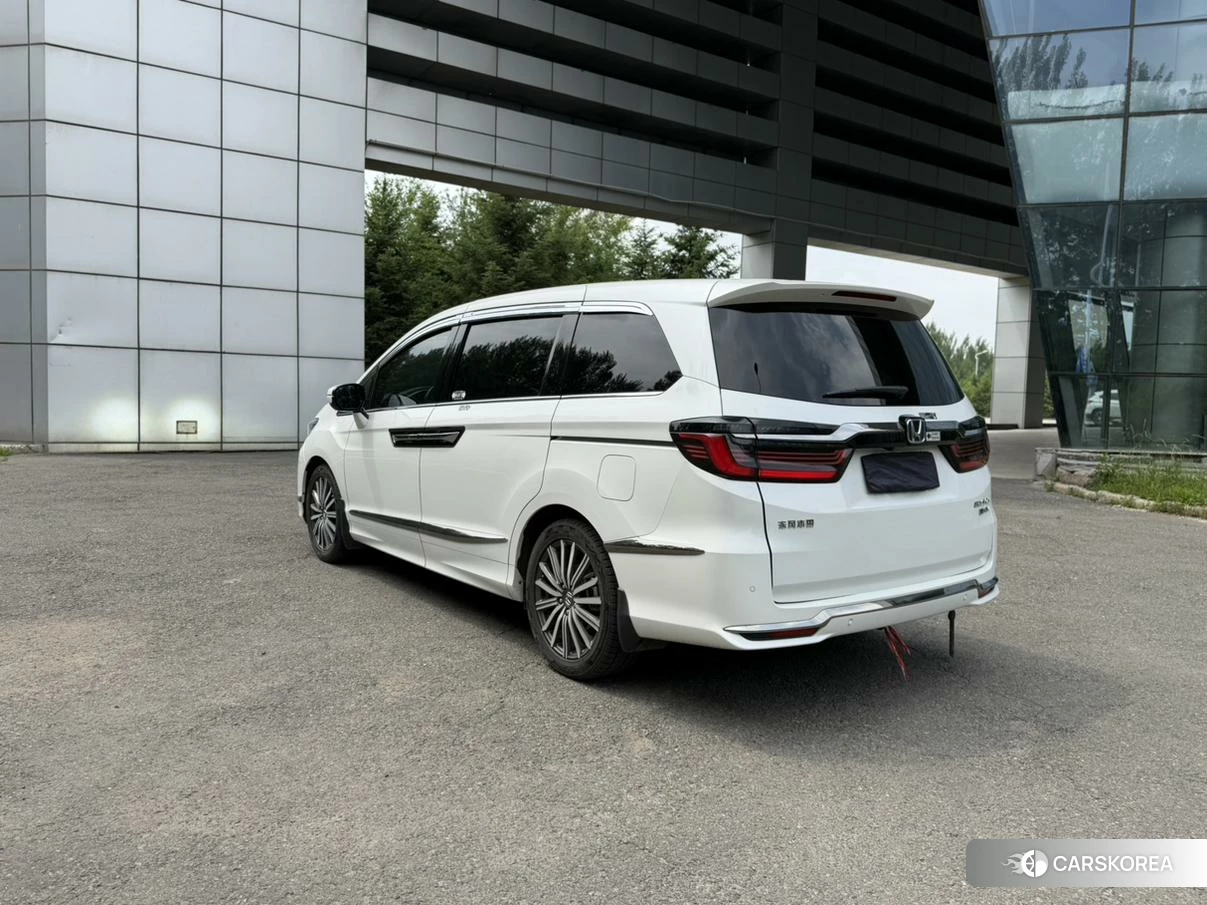 Honda Elysion id 4473655 из Китая 18