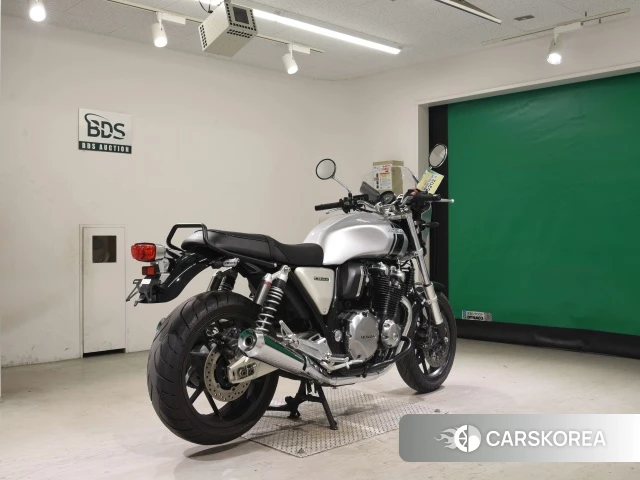 Проданный Honda CB1100RS 2018 из Японии, фото 2