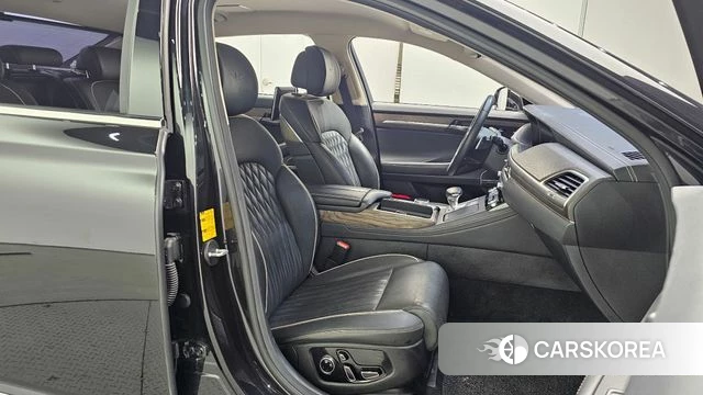 Genesis G90 id 4667498 из Кореи 18
