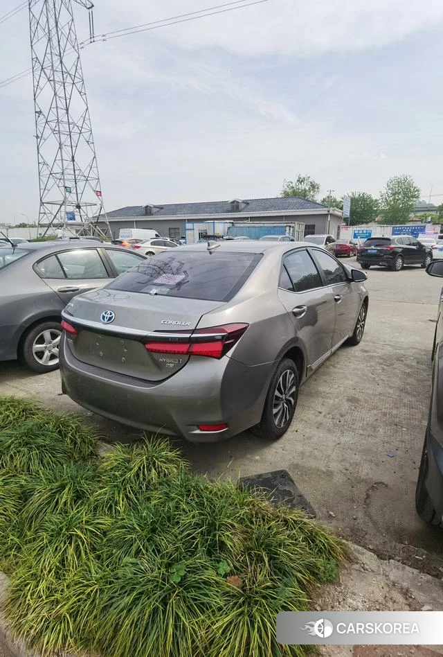 Toyota Corolla id 4242388 из Китая 18