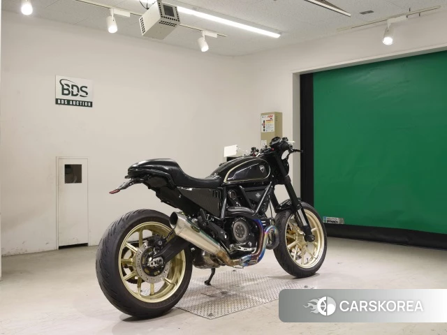 Проданный Ducati SCRAMBLER CAFE RACER 2018 из Японии, фото 2