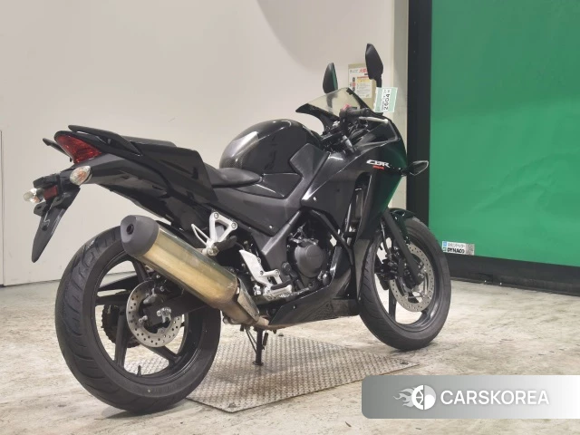 Проданный Honda CBR250R 2015 из Японии