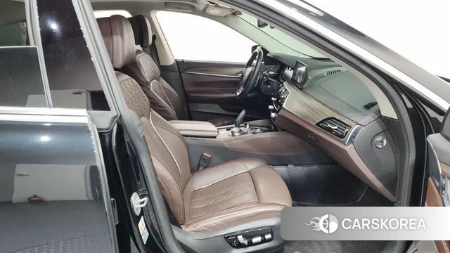 BMW 6 Series GT (G32) id 4318124 из Кореи 18