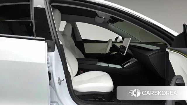 Tesla Model 3 id 4622894 из Кореи 18