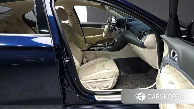 Genesis G70 id 4377905 из Кореи 18