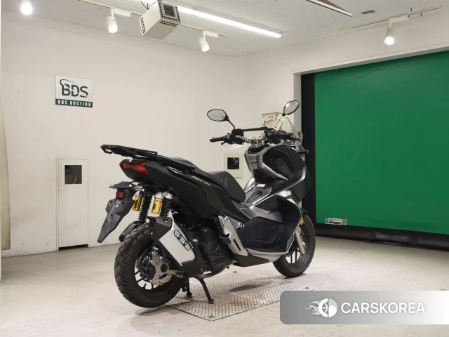 Проданный Honda ADV150 2019 из Японии, фото 2