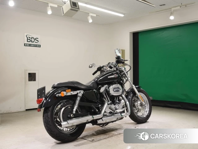 Проданный Harley-Davidson Sportster XL1200C 2014 из Японии, фото 2