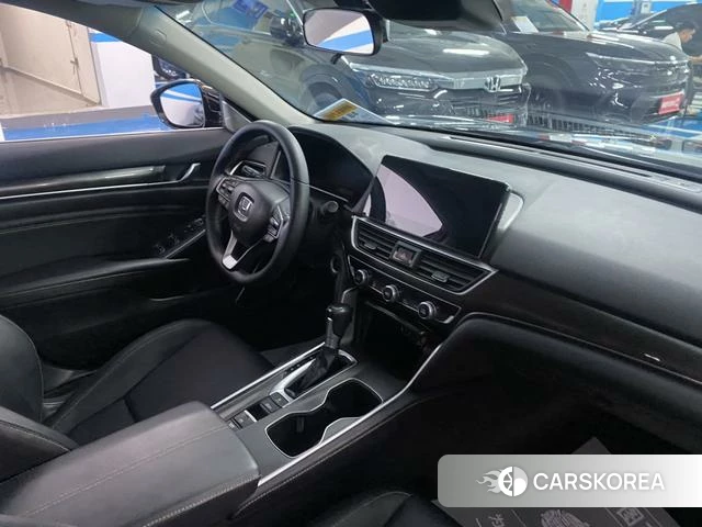 Honda Accord id 4367547 из Китая 18