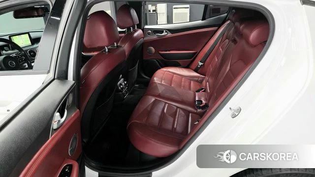Kia Stinger id 4755002 из Кореи 18