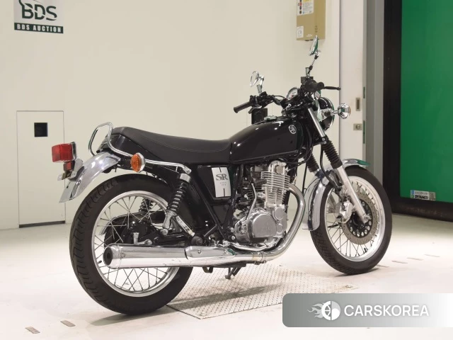 Проданный Yamaha SR400 2018 из Японии, фото 2