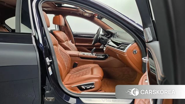 BMW 7 Series (G11) id 4476966 из Кореи 18