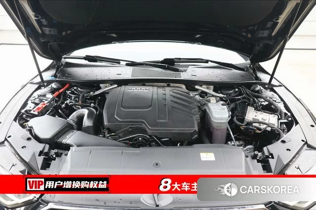 Audi A7L id 4260971 из Китая 18